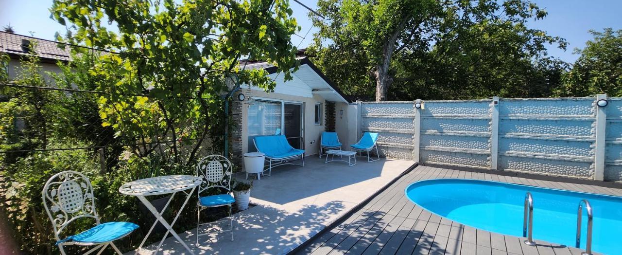 Morii Lake Pool Villa Bukarest Exterior foto